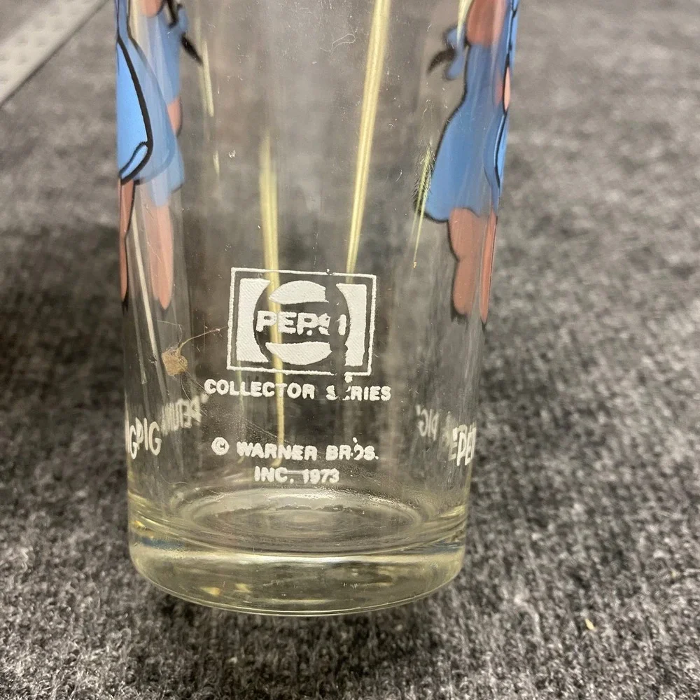 Vintage 1973 Pepsi Collector Series Petunia Pig Looney Tunes Glass Tumbler 16oz